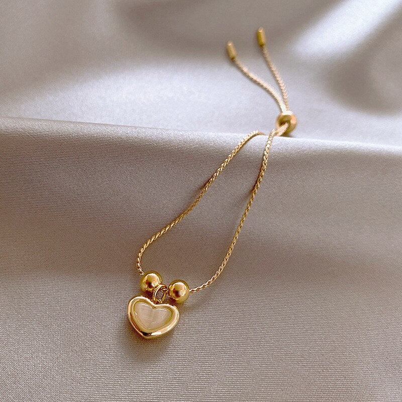 Simple and Exquisite Gold Chain Opal Love Pendant Bracelet For Woman